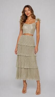 Saylor Gianna Platinum Metallic Tiered Skirt Set Ruffle Crop Top Size Medium